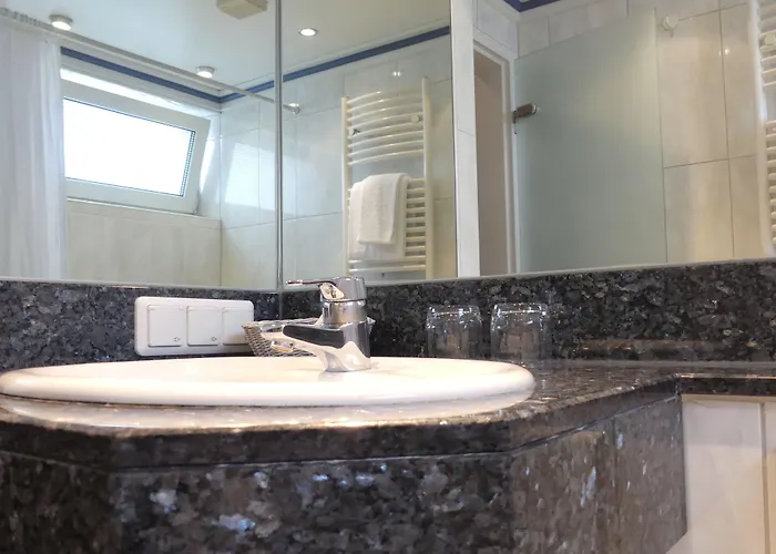 Hotell Appartel Am Dom 4*