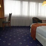 Appartel Am Dom 4*