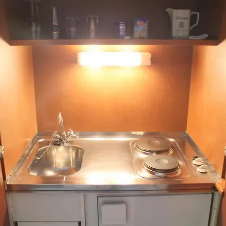 多姆阿帕特尔酒店 科隆