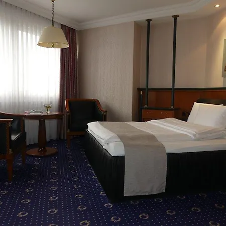 Appartel Am Dom Hotel Colónia