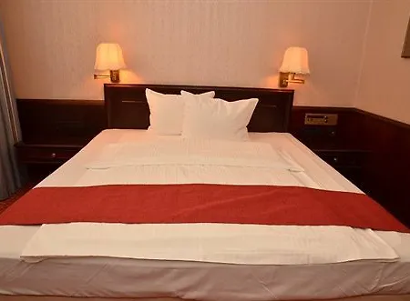 多姆阿帕特尔酒店