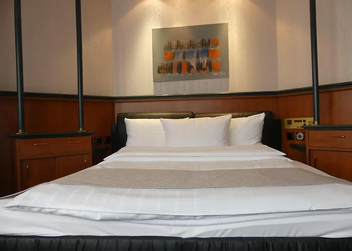 أبارتيل أم دوم 4*