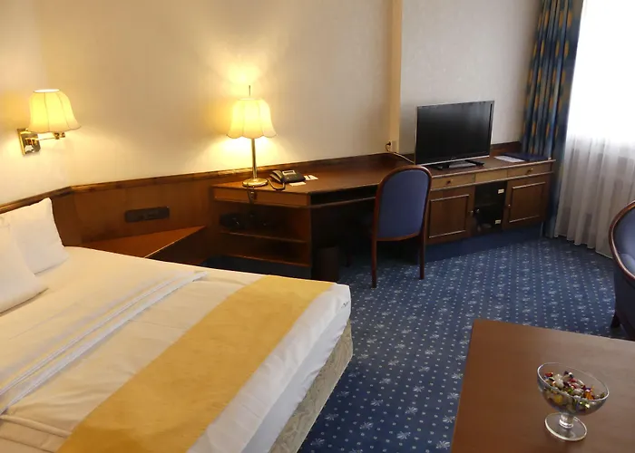 Hotel Appartel Am Dom 4*