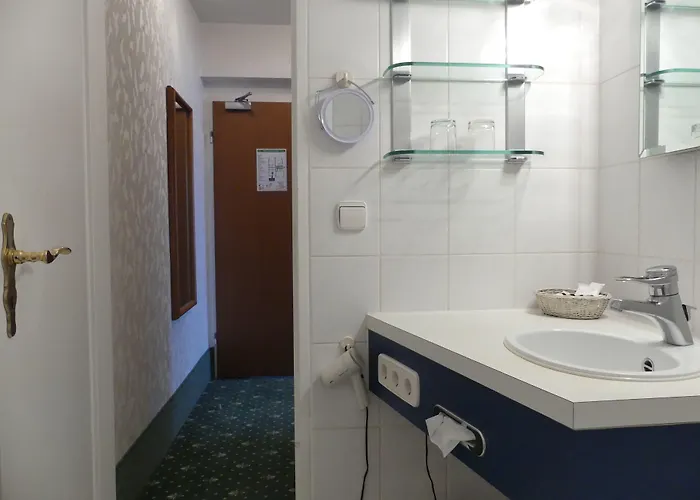 أبارتيل أم دوم 4*