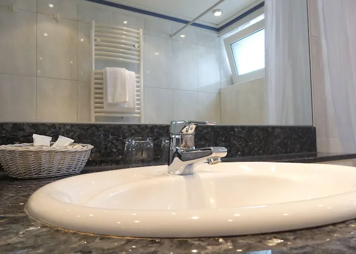 أبارتيل أم دوم فندق كولونيا