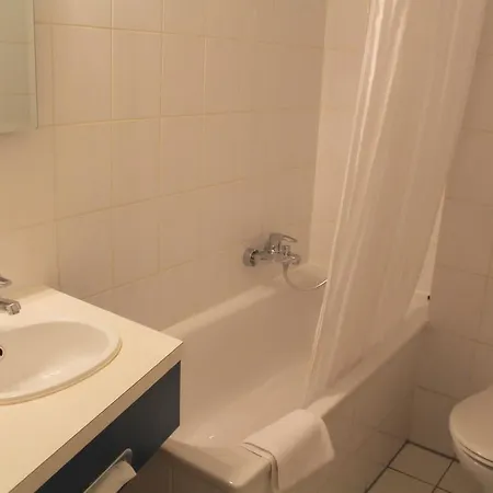 Hotel Appartel Am Dom 4*