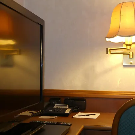 Hotel Appartel Am Dom 4*