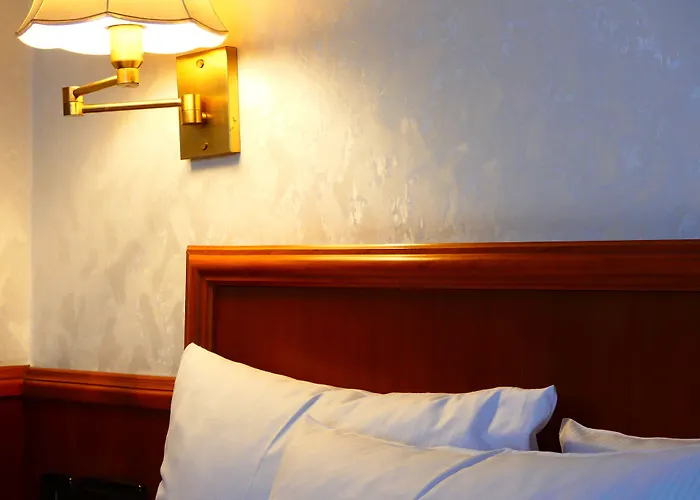 多姆阿帕特尔酒店