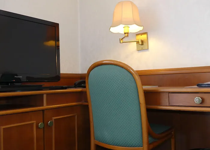 多姆阿帕特尔酒店